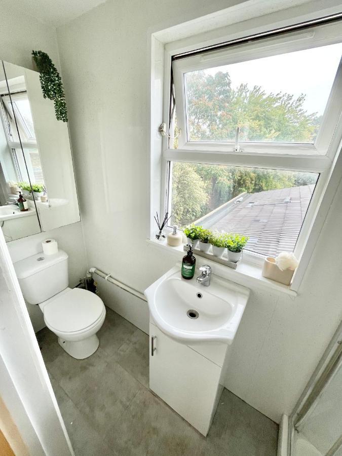 Luxury En-Suite Double Bedroom Stratford E15 Londra Dış mekan fotoğraf