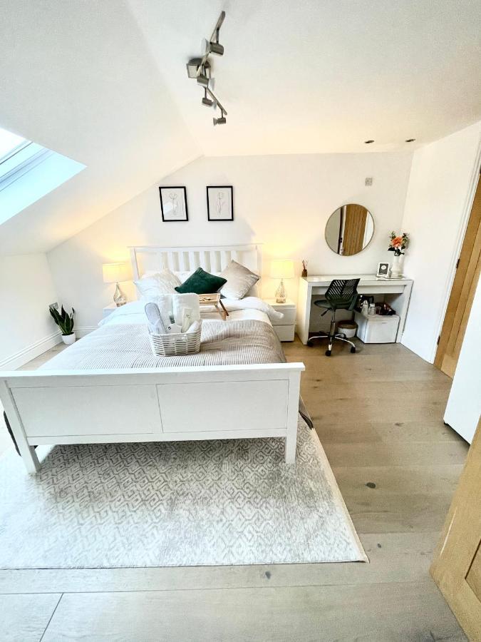 Luxury En-Suite Double Bedroom Stratford E15 Londra Dış mekan fotoğraf
